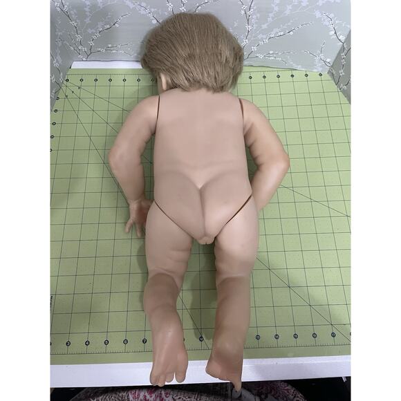 Artist Collectable Baby Doll Reborn Anatomically Correct Girl Doll - Picture 6 of 9
